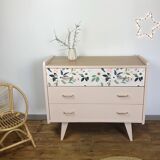 Vintage dresser