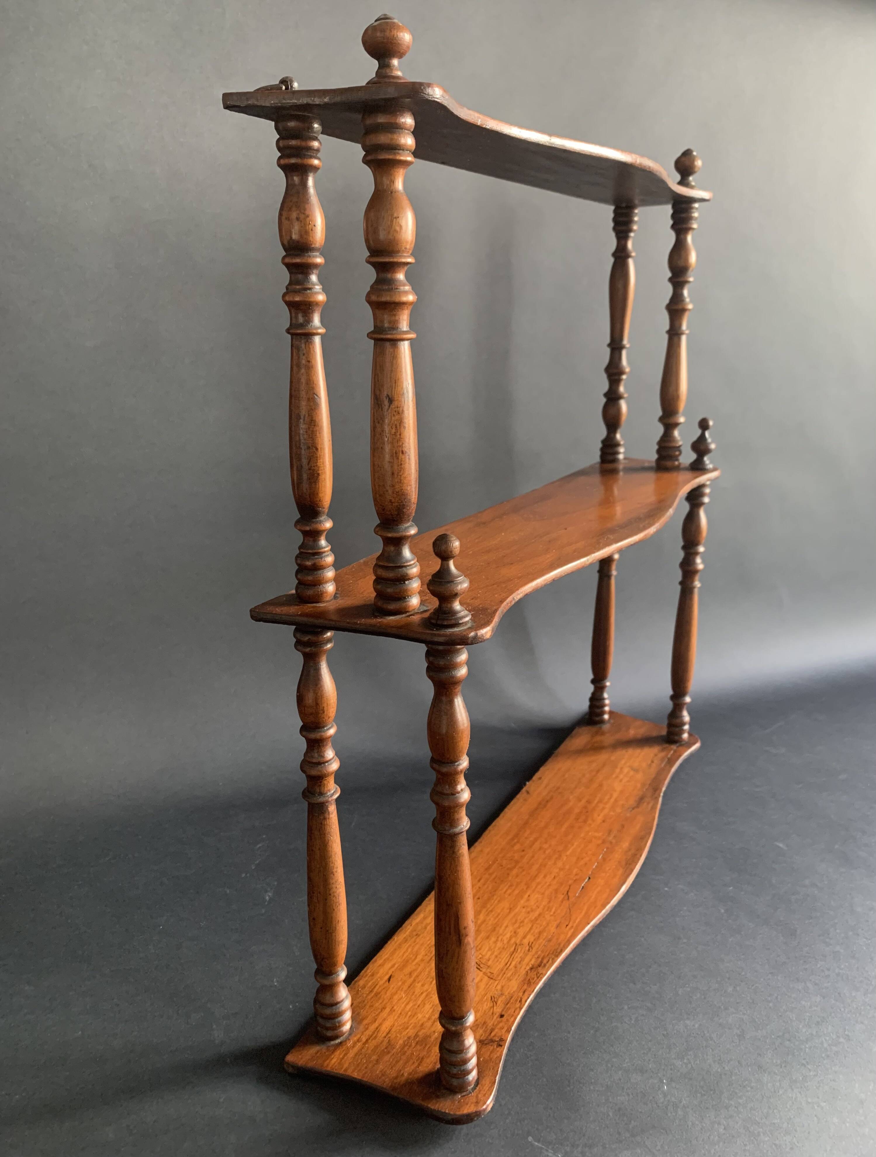 Napoleon III wall shelf in turned wood, 19th century