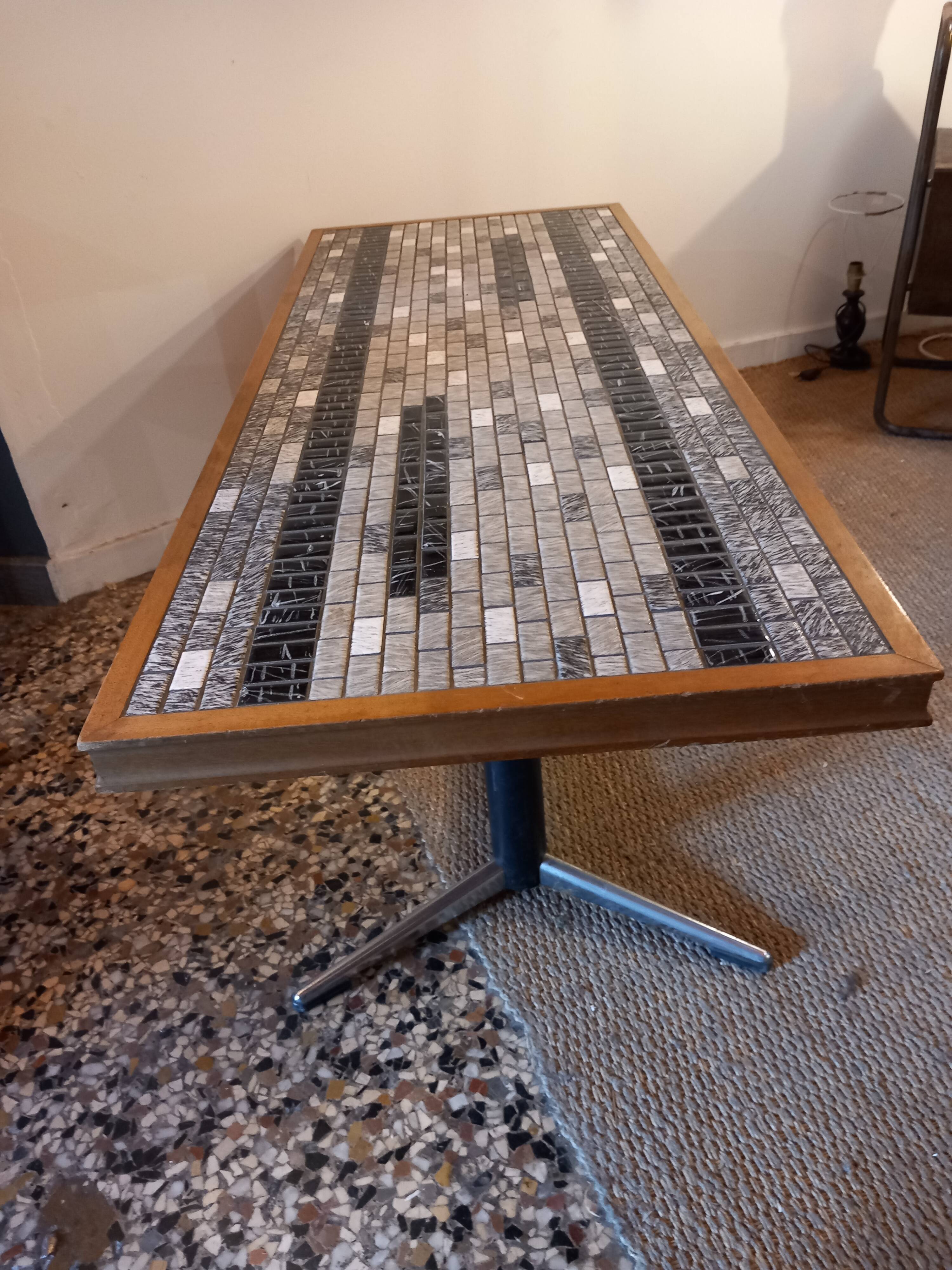 Vintage coffee table tiles