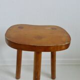 Tabouret de montagne tripode "haricot" en bois blond, 1960