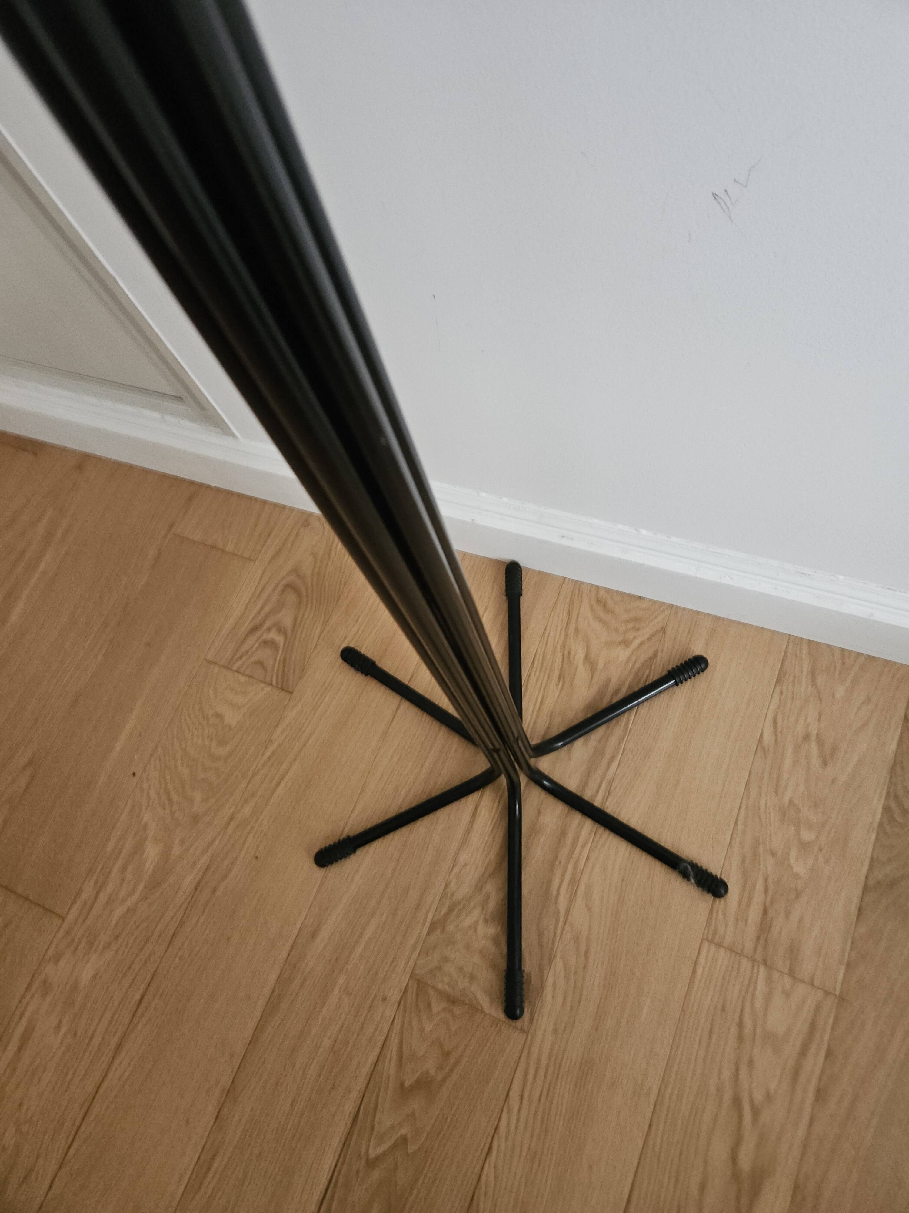 6-arm metal coat rack from the 80s