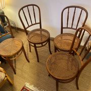 Set of 4 vintage Fischel bistro chairs in curved wood and cane