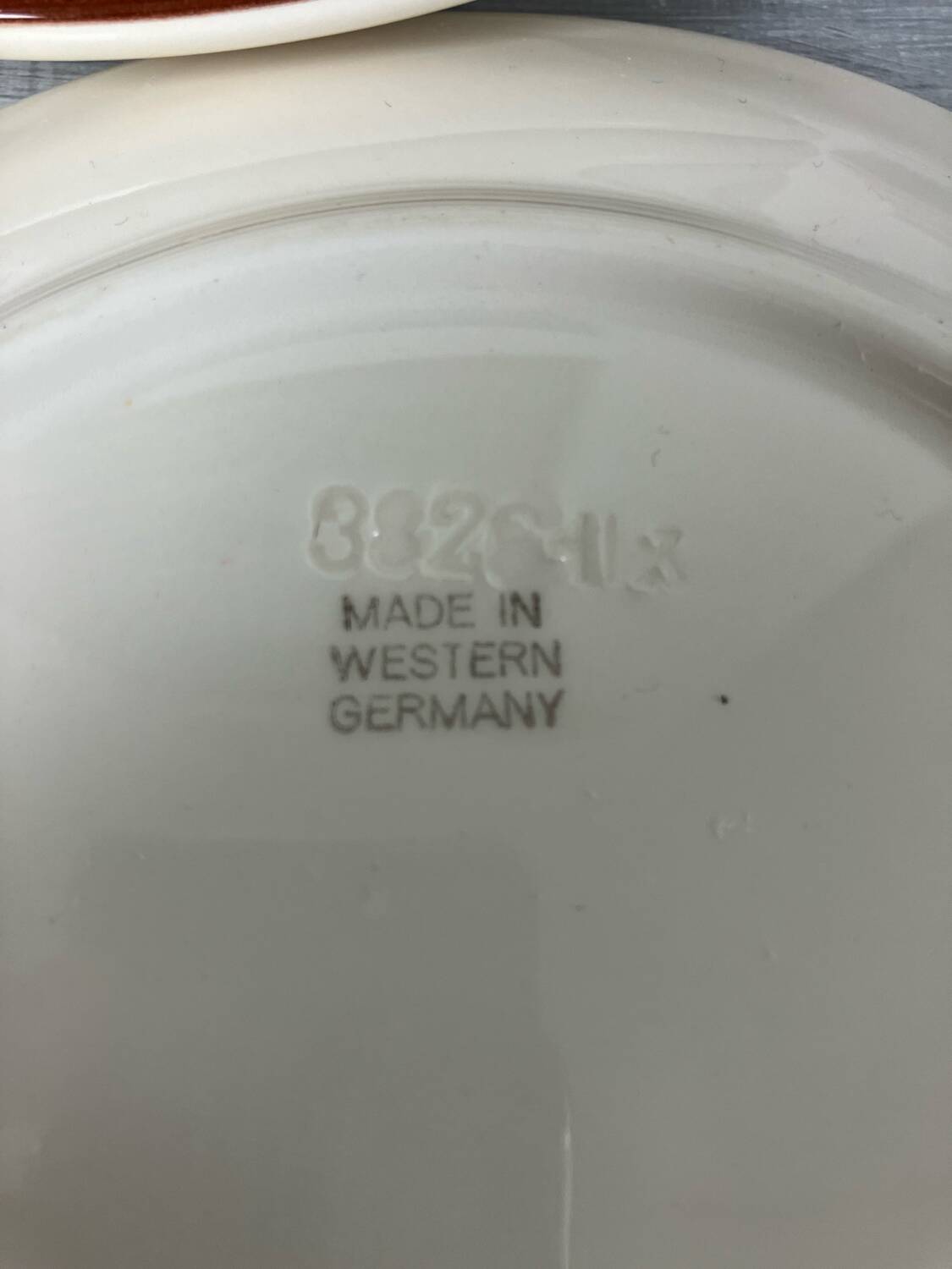 Vintage-Set of 6 beautiful dessert plates-West Germany