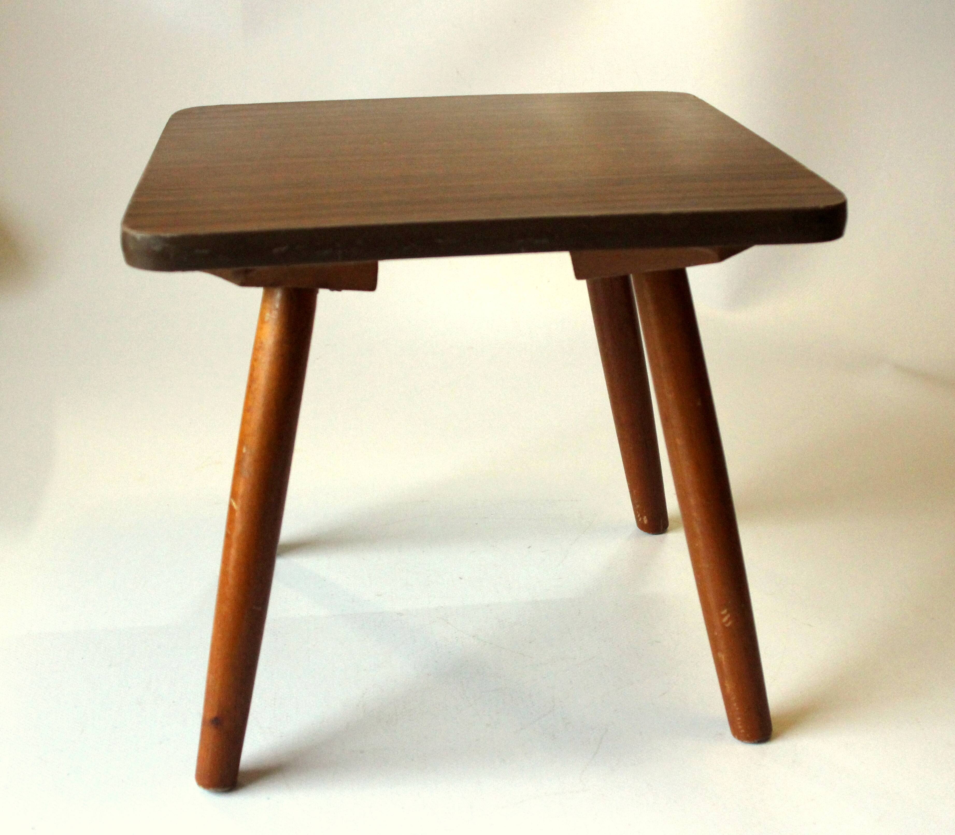 1950s Small wooden side table - plant stand - Vintage
