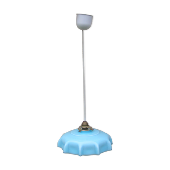 Suspension en opaline bleu ciel