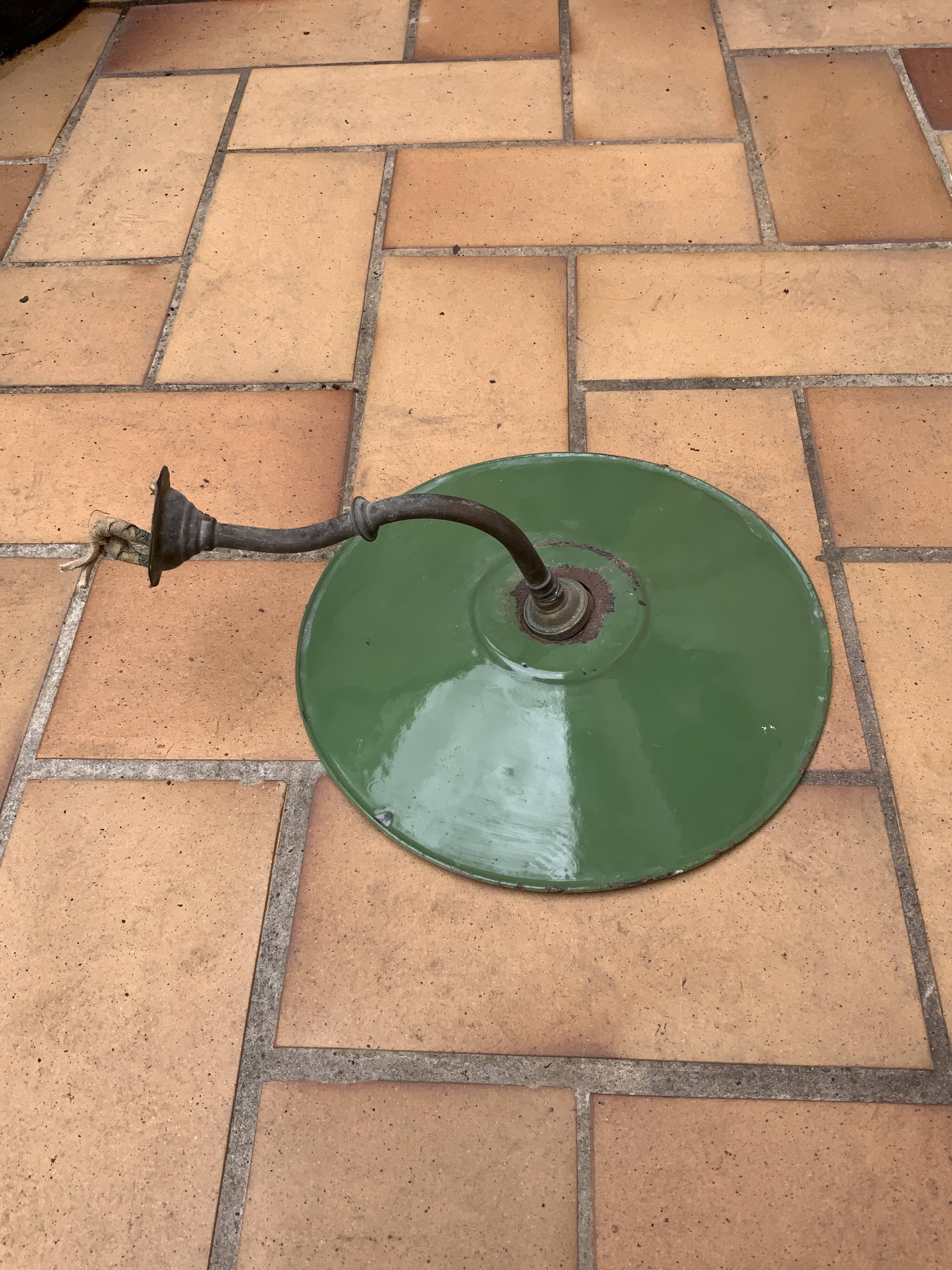 Wall lamp old gooseneck lampshade sheet enamelled green and white