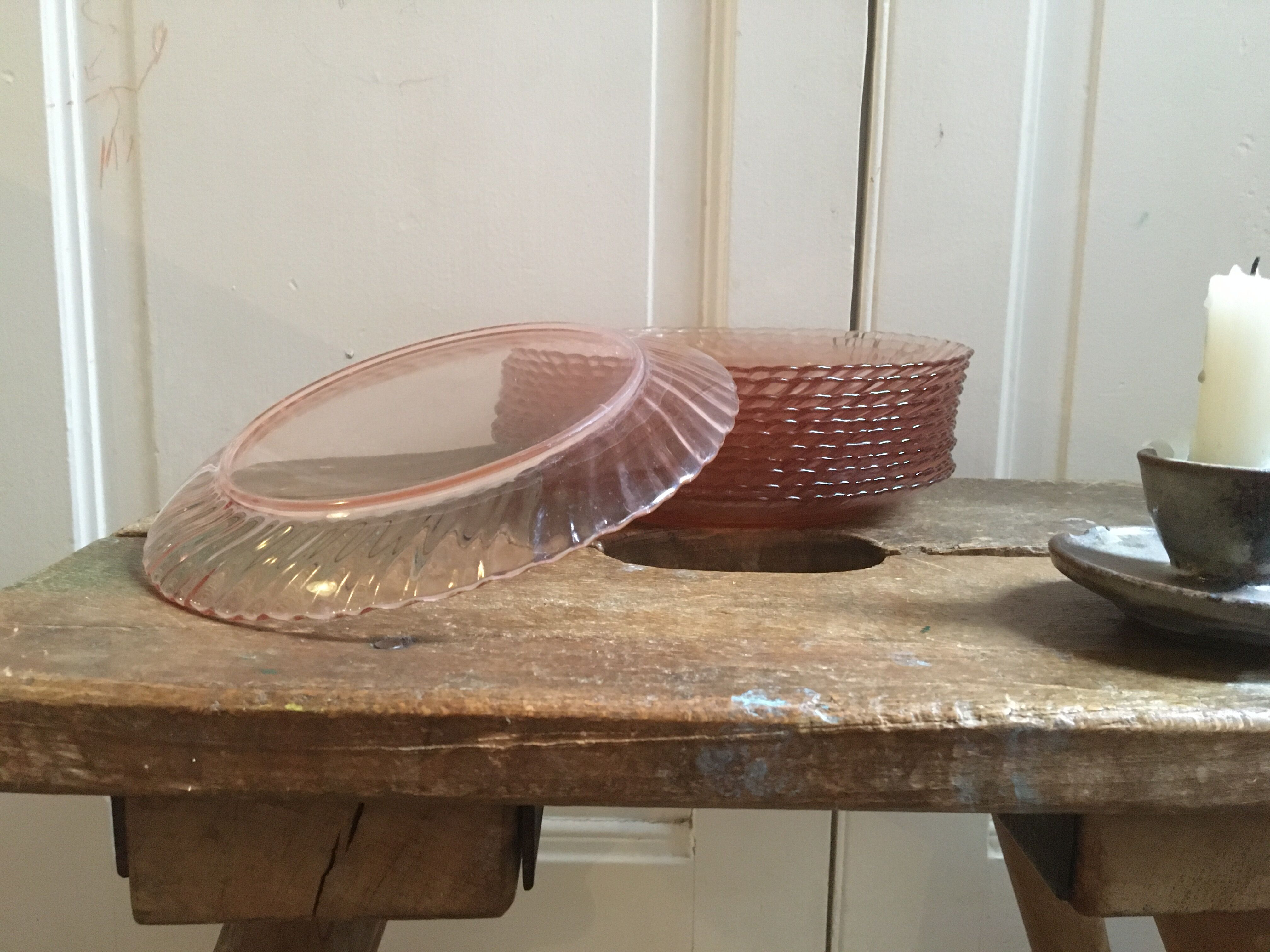 12 powder pink dessert plates