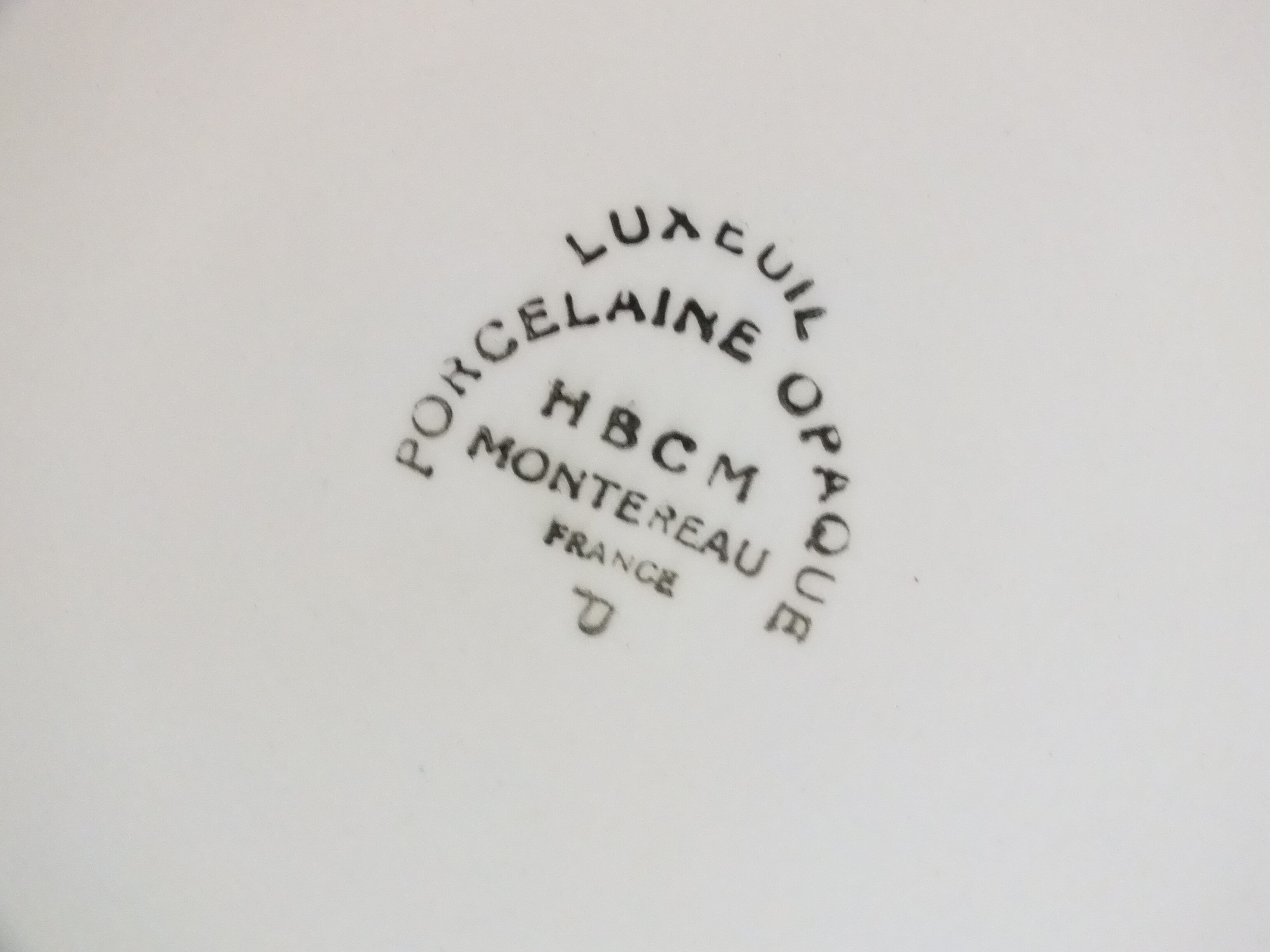 Vintage pie dish HBCM Creil Montereau décor Luxeuil