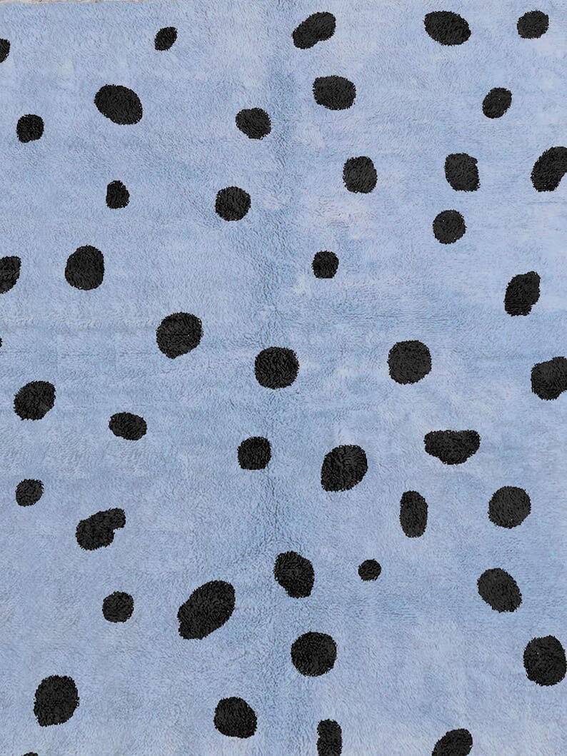 Traditional handmade Berber rug, size 200 x 300 cm