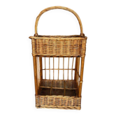 Range bouteilles en osier vintage