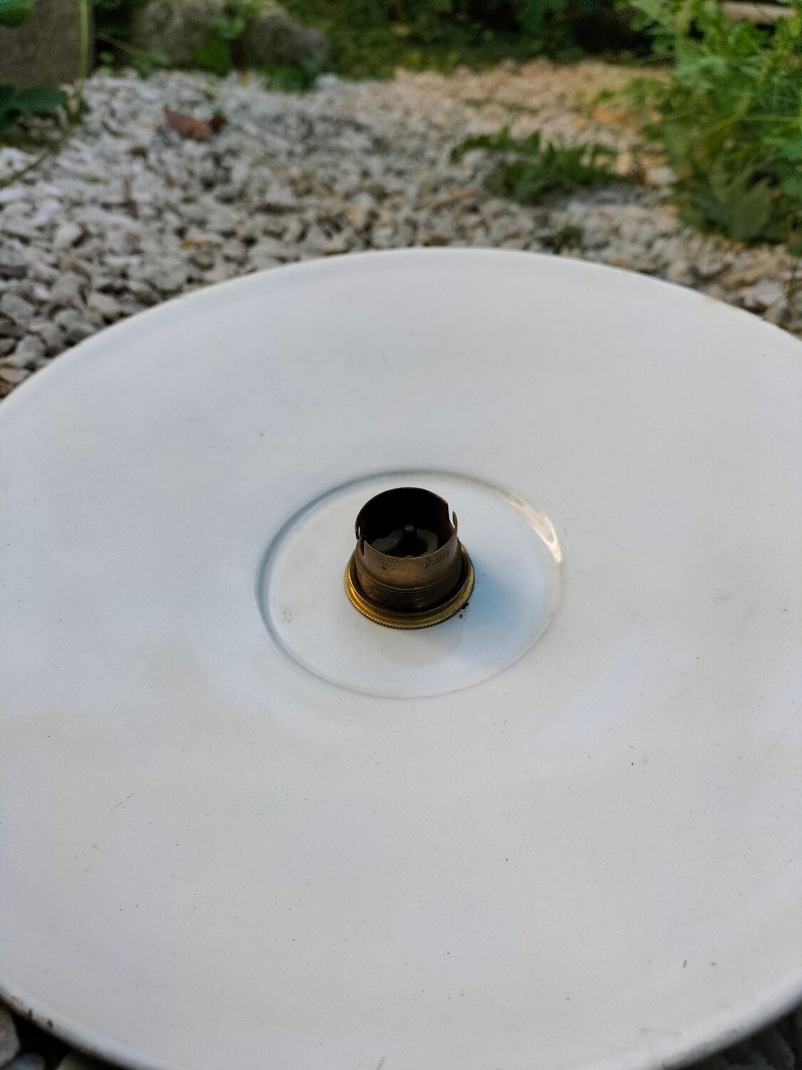 3 suspensions en tôles émaillées