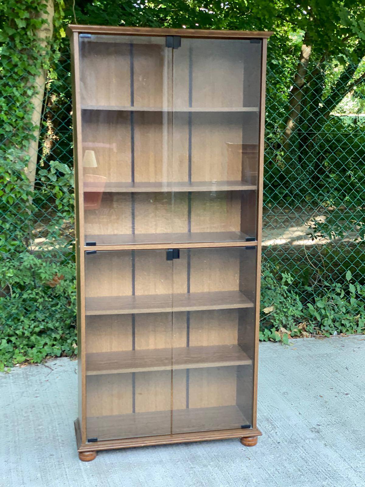 Vitrine anglaise vintage en bois