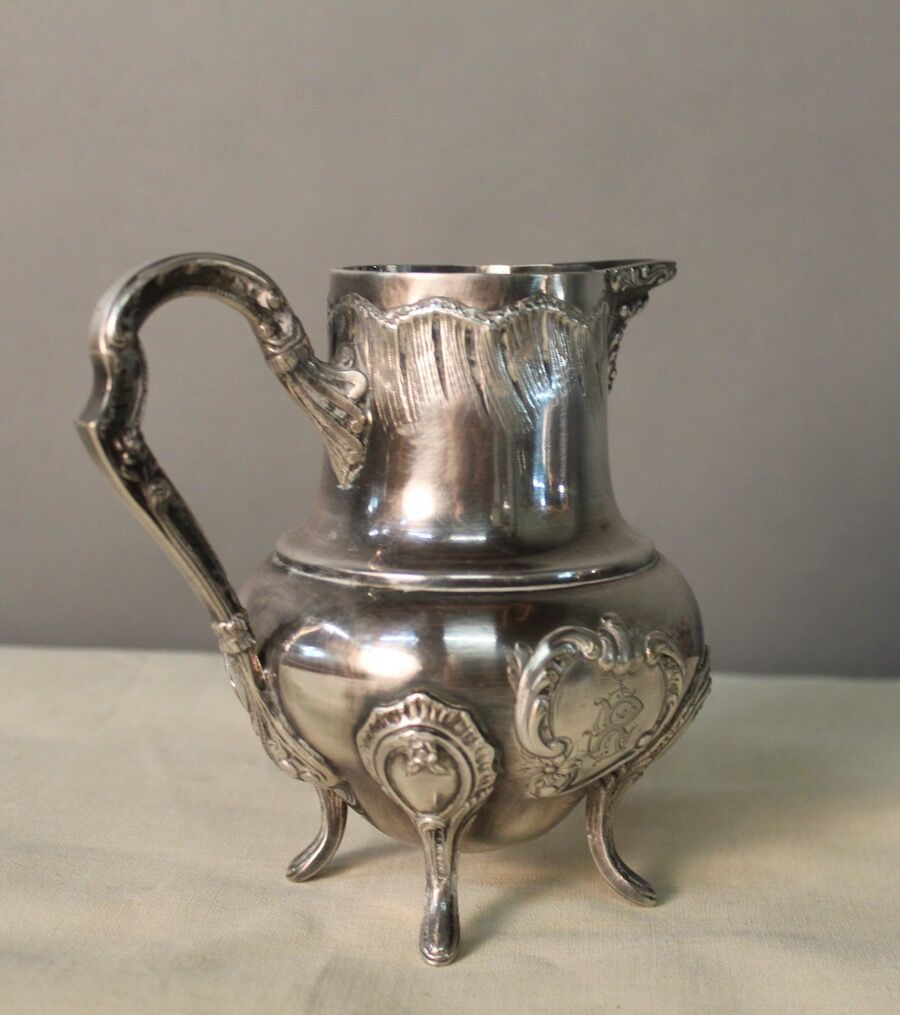 Coffee or tea service monogrammed cr silver metal