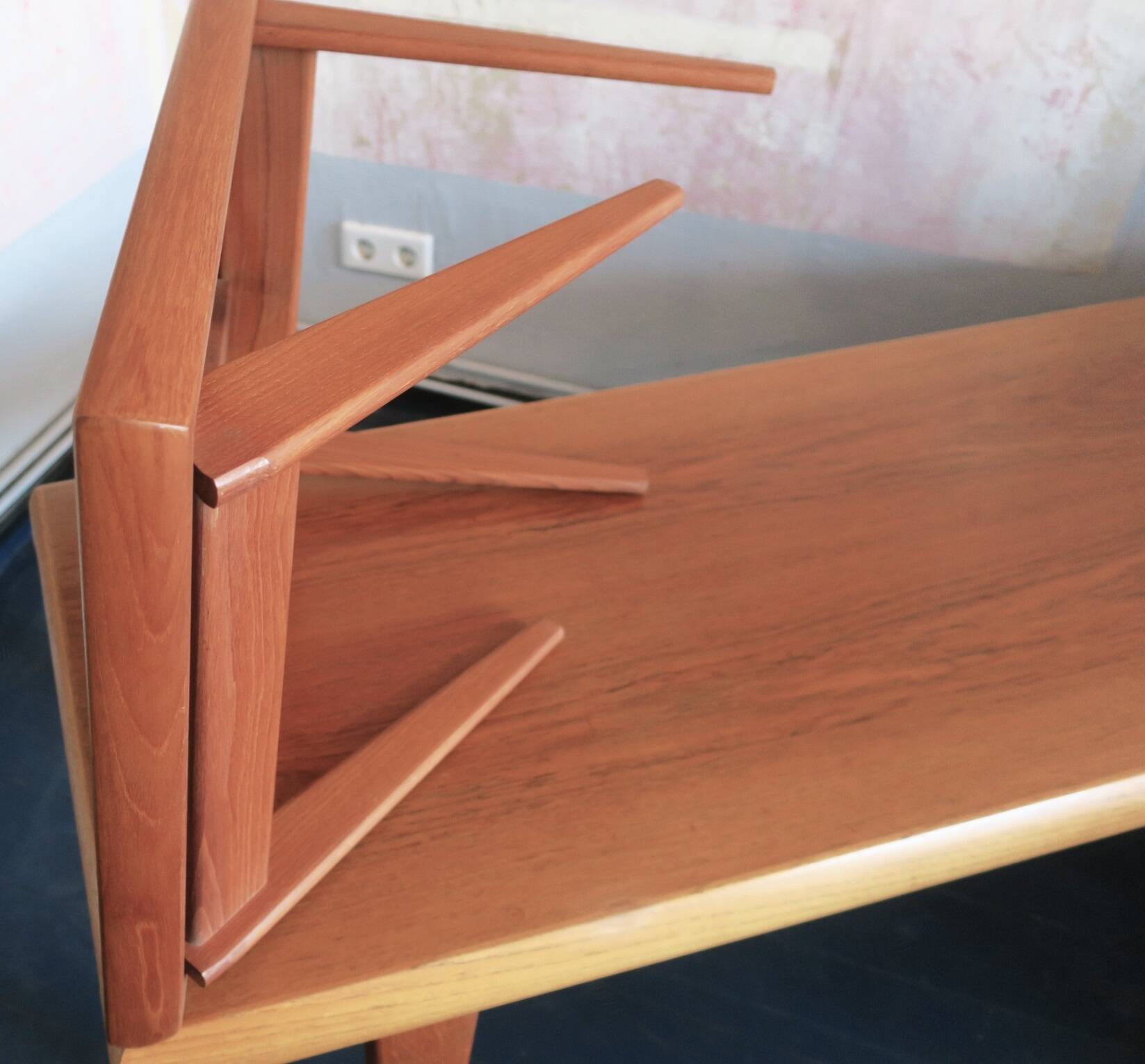 Teak metamorphic coffee tables and tray Johnannes Andesen for Trioh, 1960s