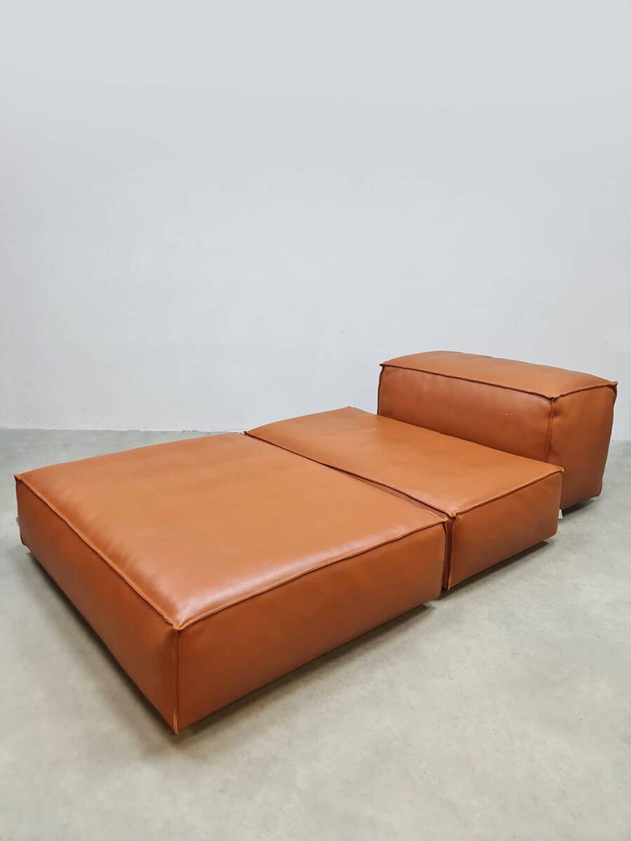 “Extra soft” modular sofa by Italian design Piero Lissoni Living Divani