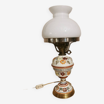 Table lamp