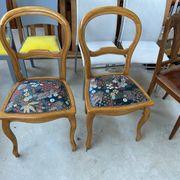 2 chairs in boys and fabrics