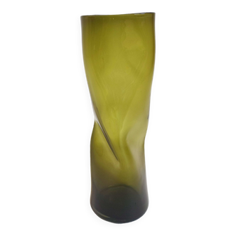 Smoked green vase unstructured shape 70s height 38.5 cm