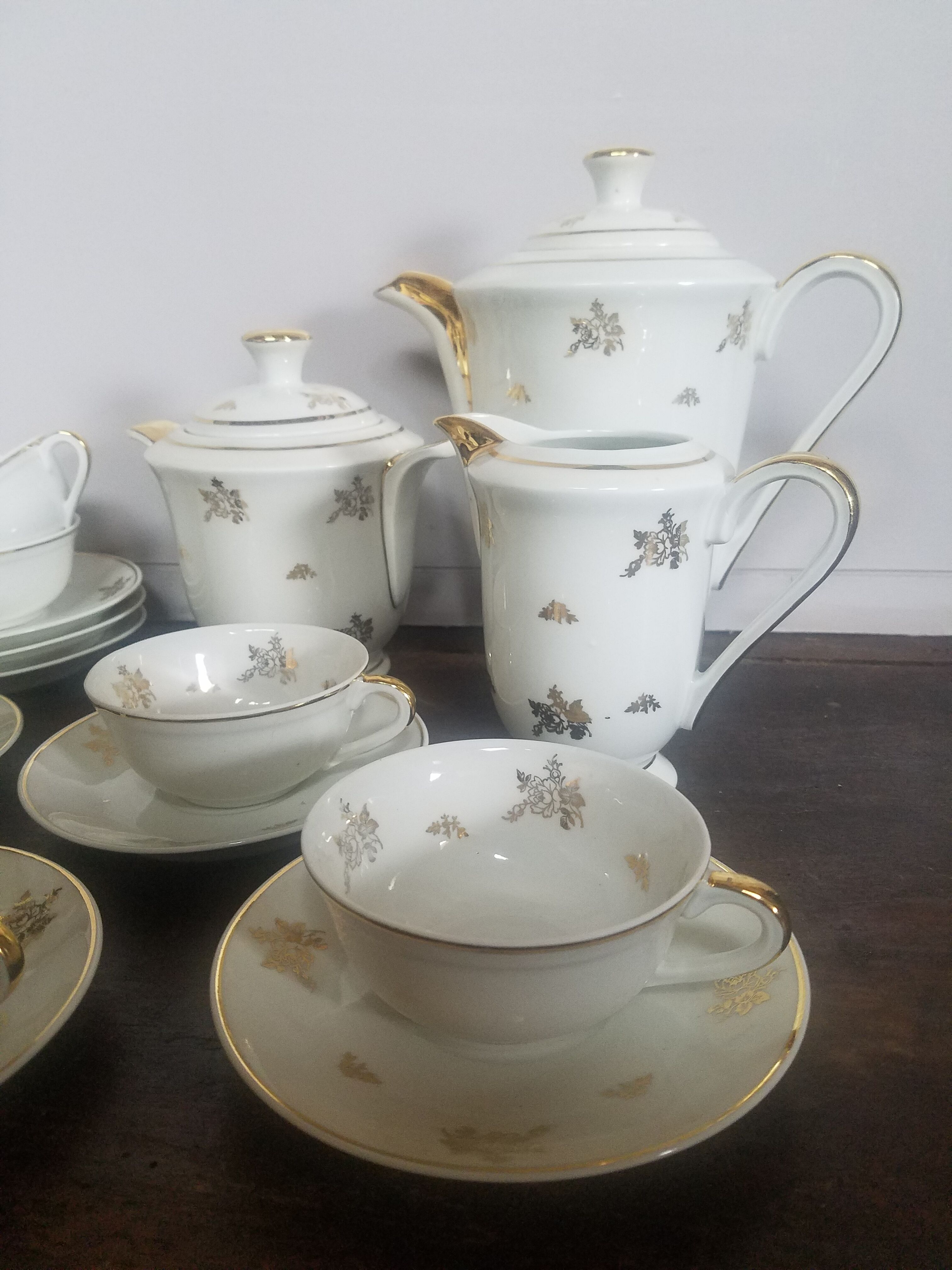Luf gold porcelain tea service