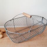 Metal wire basket