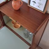 Scandinavian secretary