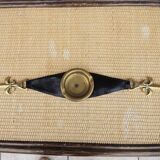 Old armrest ashtray with fleur-de-lis design in leather and brass.