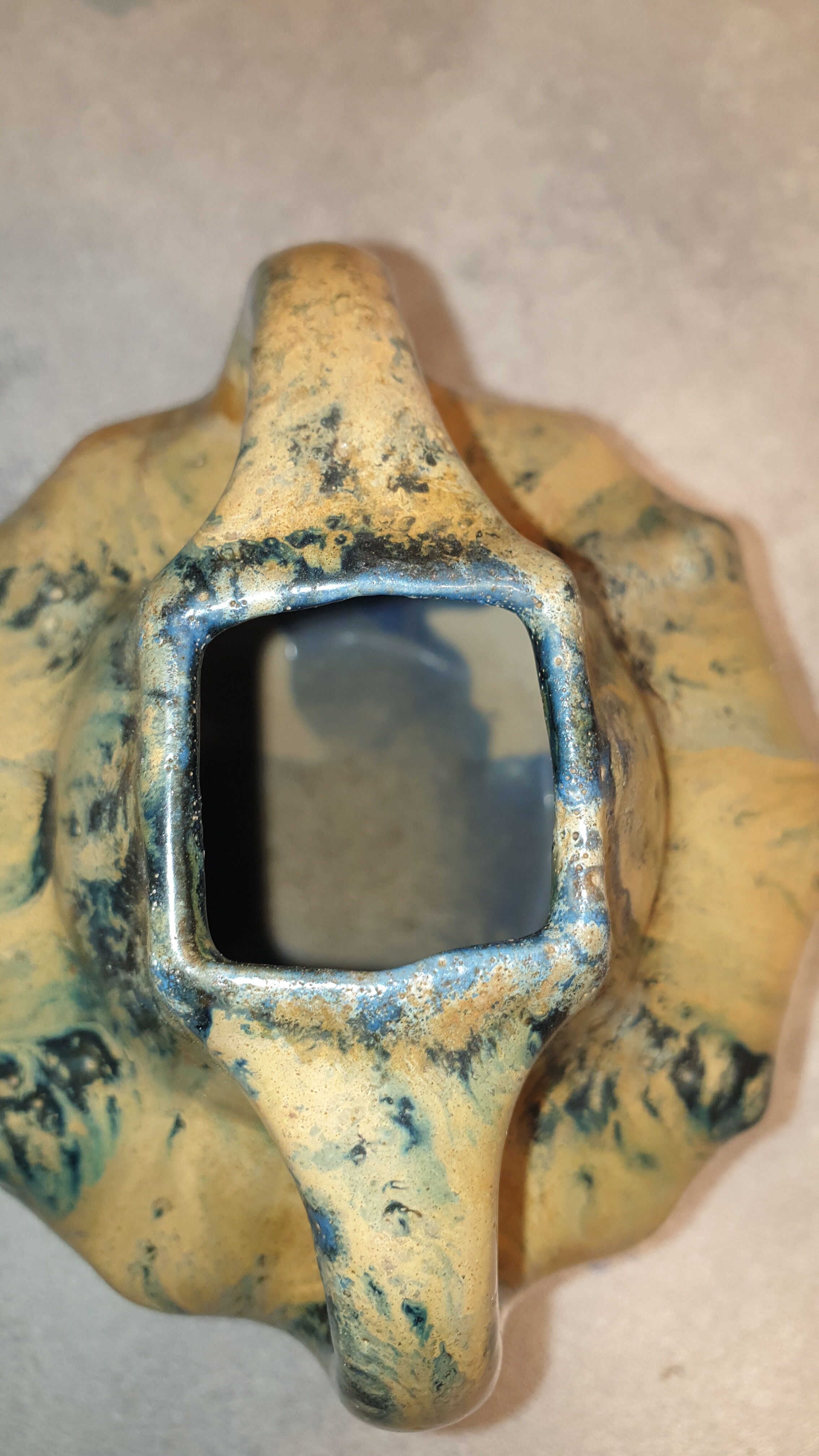 Vase with vintage handles