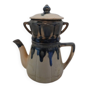 Antique stoneware coffee pot/teapot