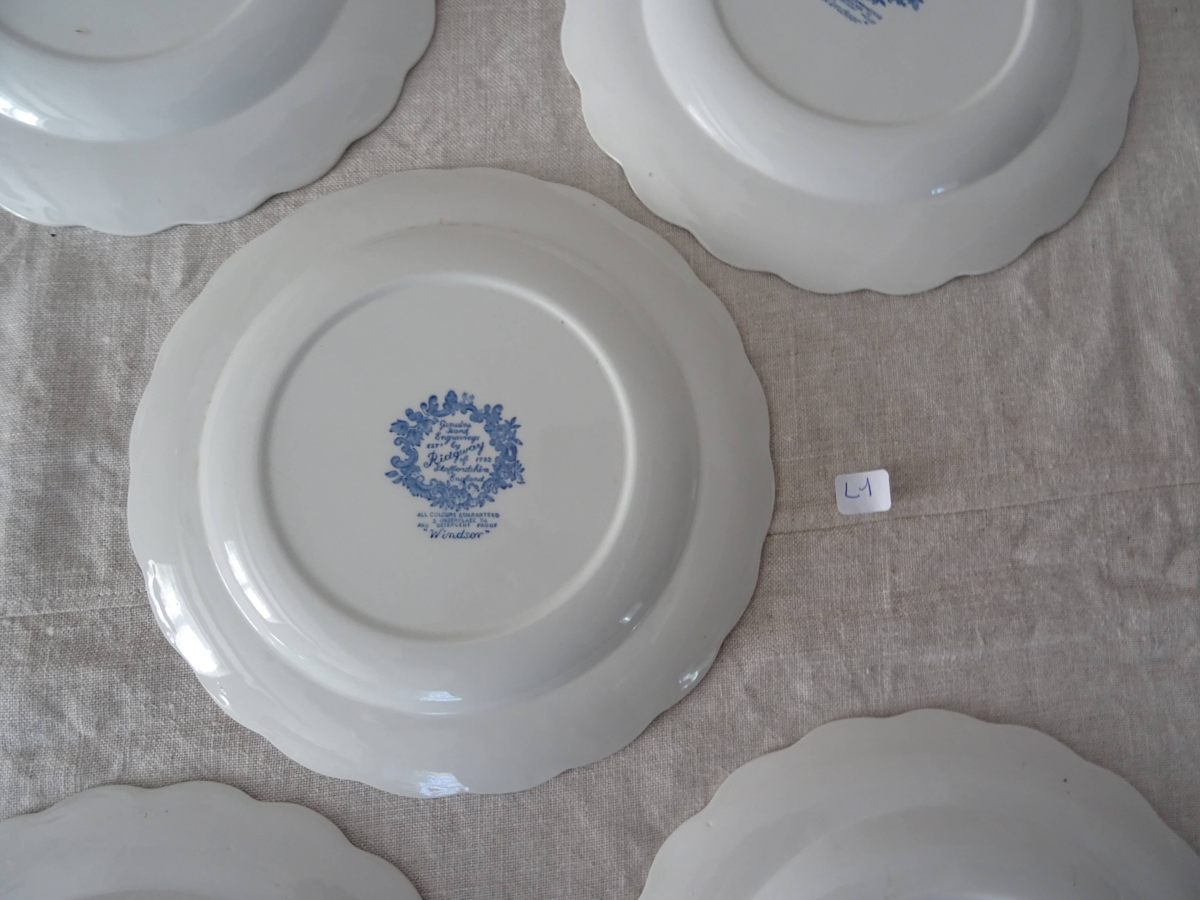 5 Flat plates Ridgway Staffordshire Windsor blue bird flower