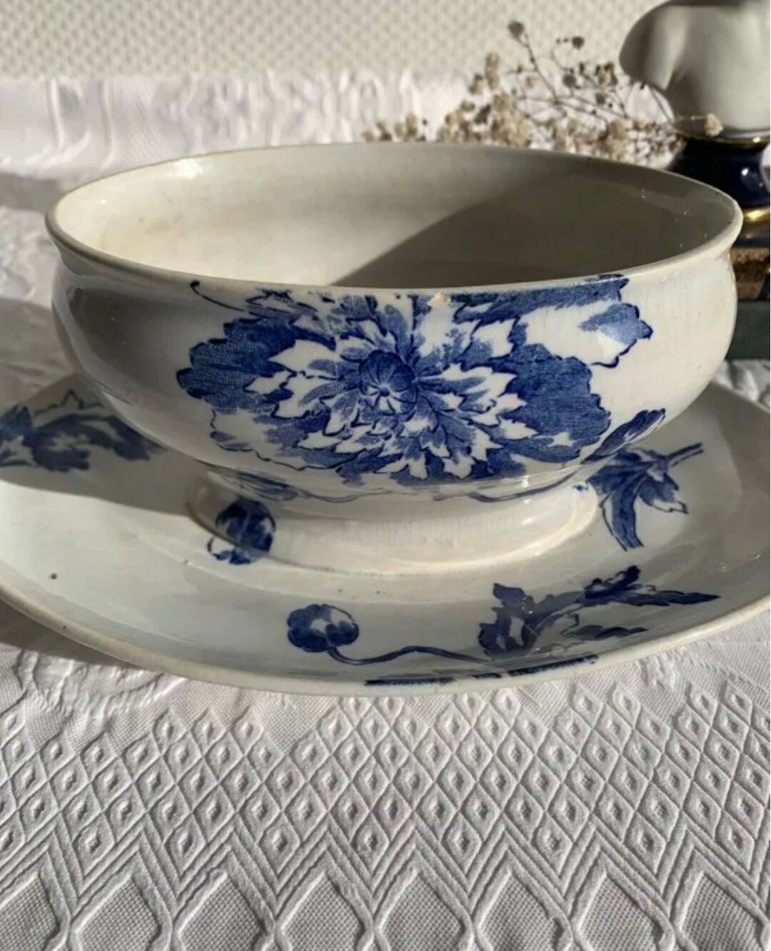 Sauce boat Longwy