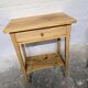 Table d'appoint en bois brut