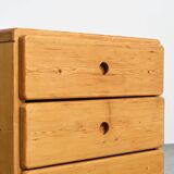 Commode en pin, les Arcs 1800, France
