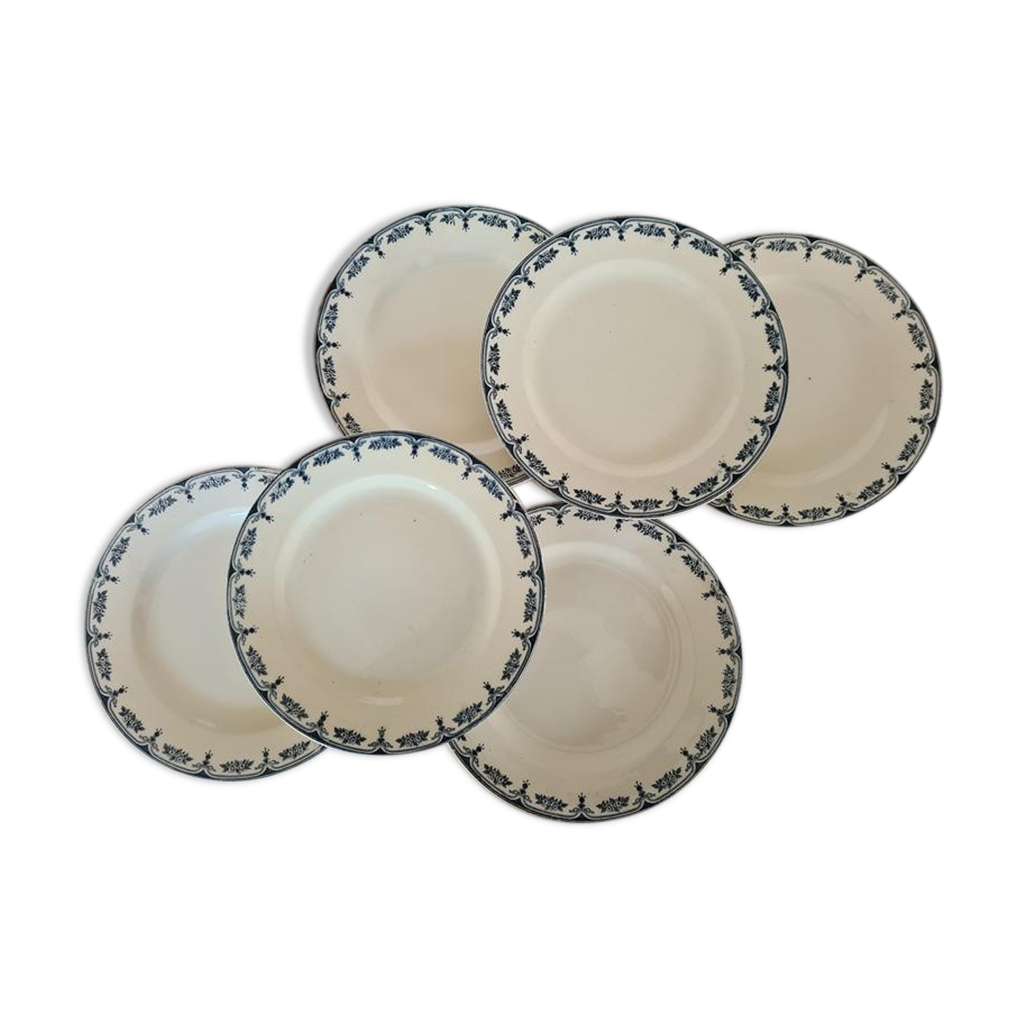 6 assiettes plates anciennes en terre de fer modèle "Sathonay" de la manufacture francaise de Salin