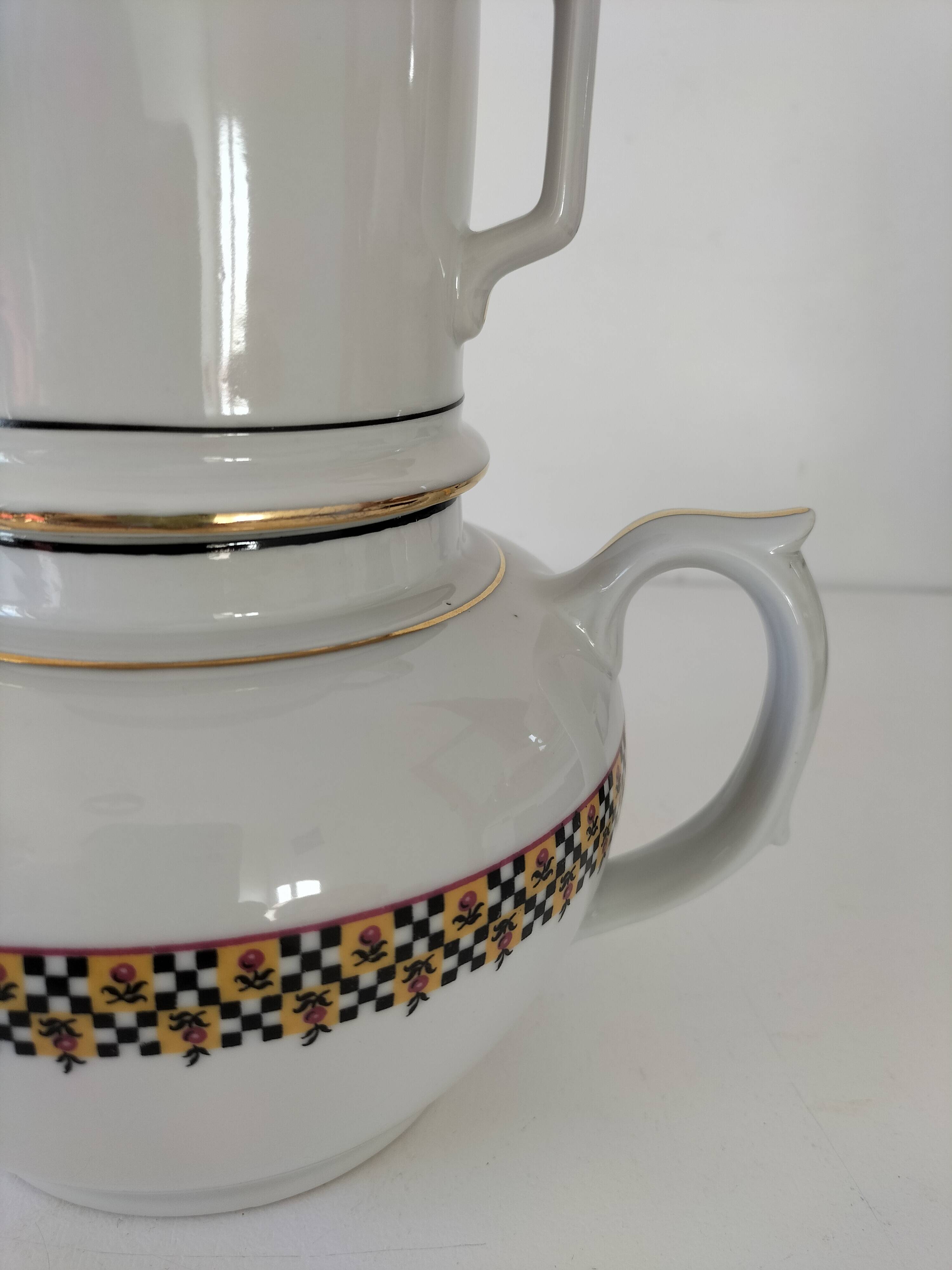 Art Deco filter coffee maker in Limoges porcelain by Balleroy Frères
