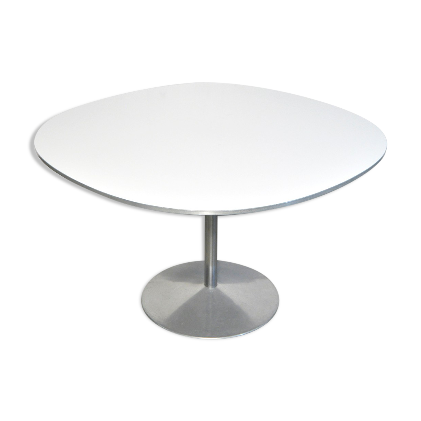Round diningtable, “supercircular” by Piet Hein & Bruno Mathsson for Fritz Hansen, 1970s
