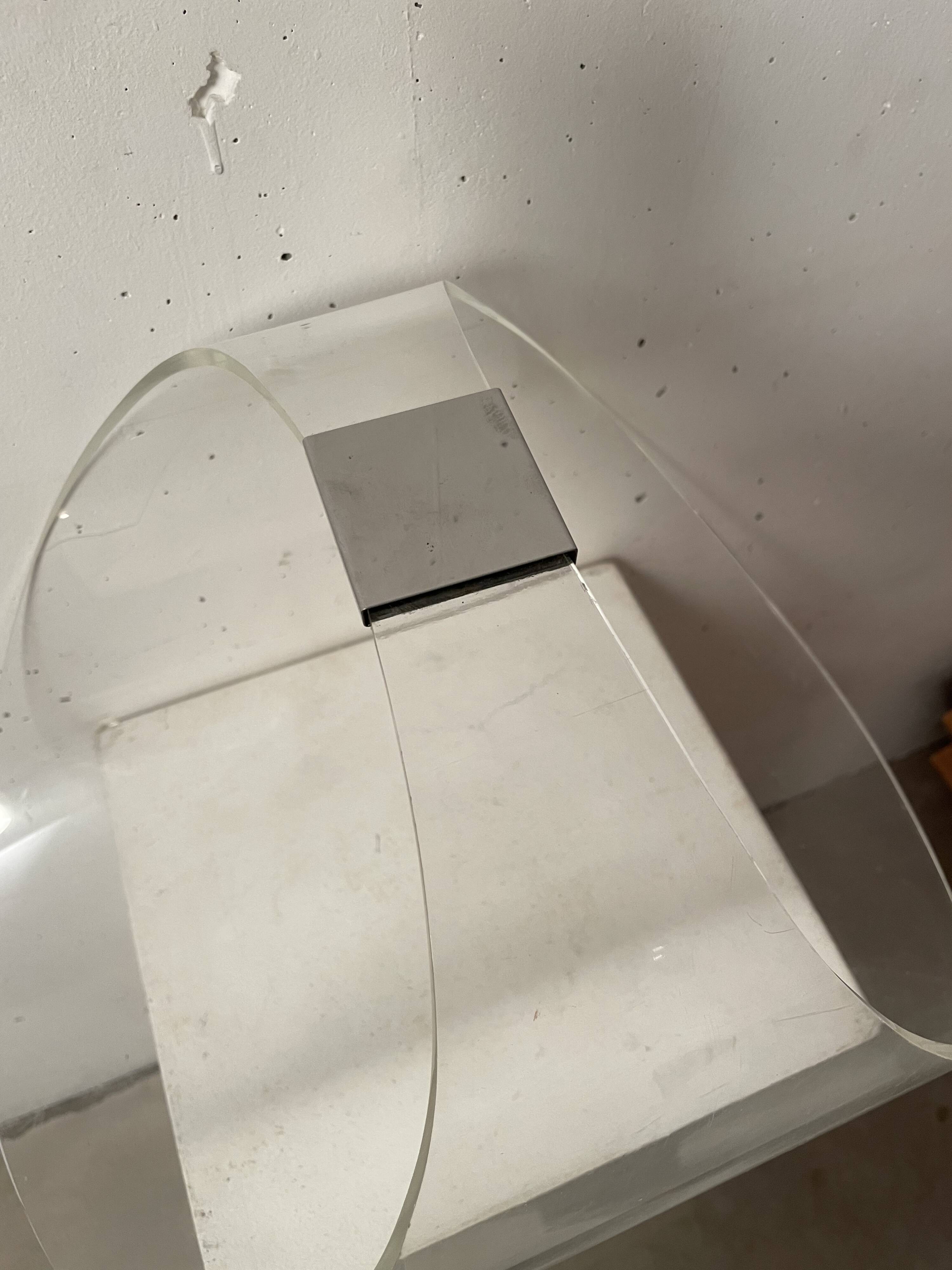 Plexiglas magazine rack 1970