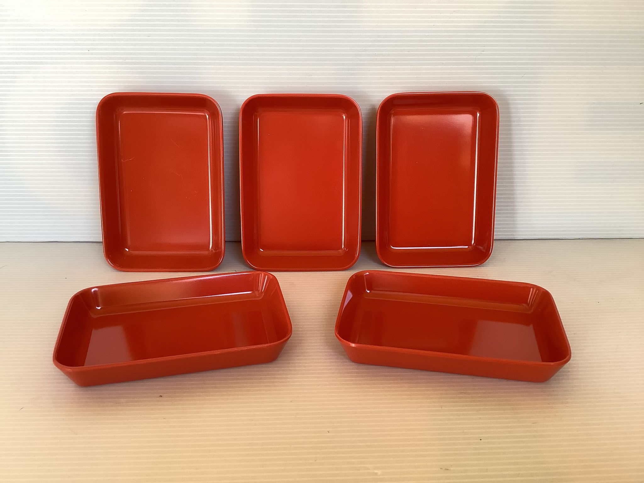 5 ramekins American Airlines