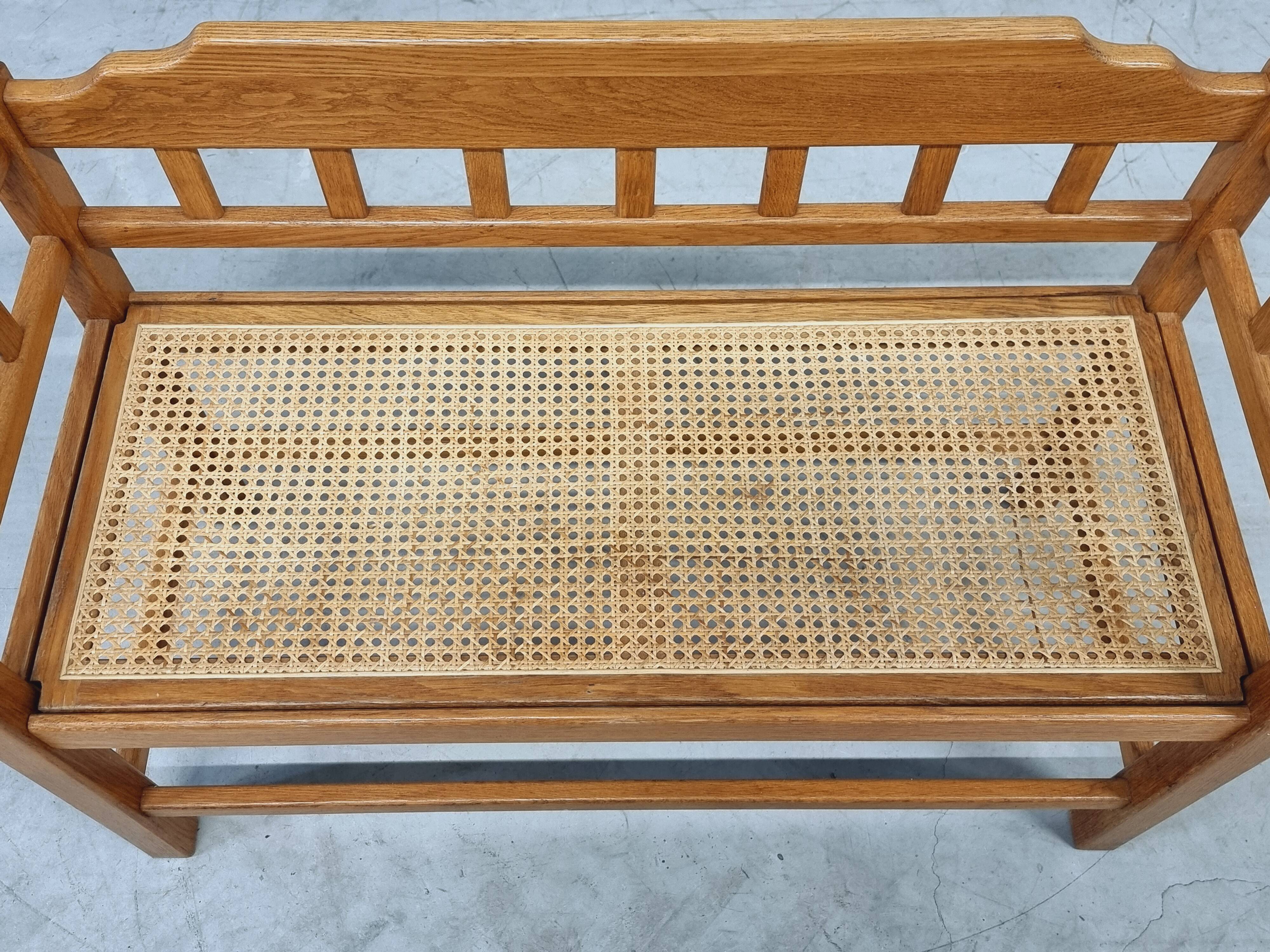 Vintage Oak Entryway Bench with Straps