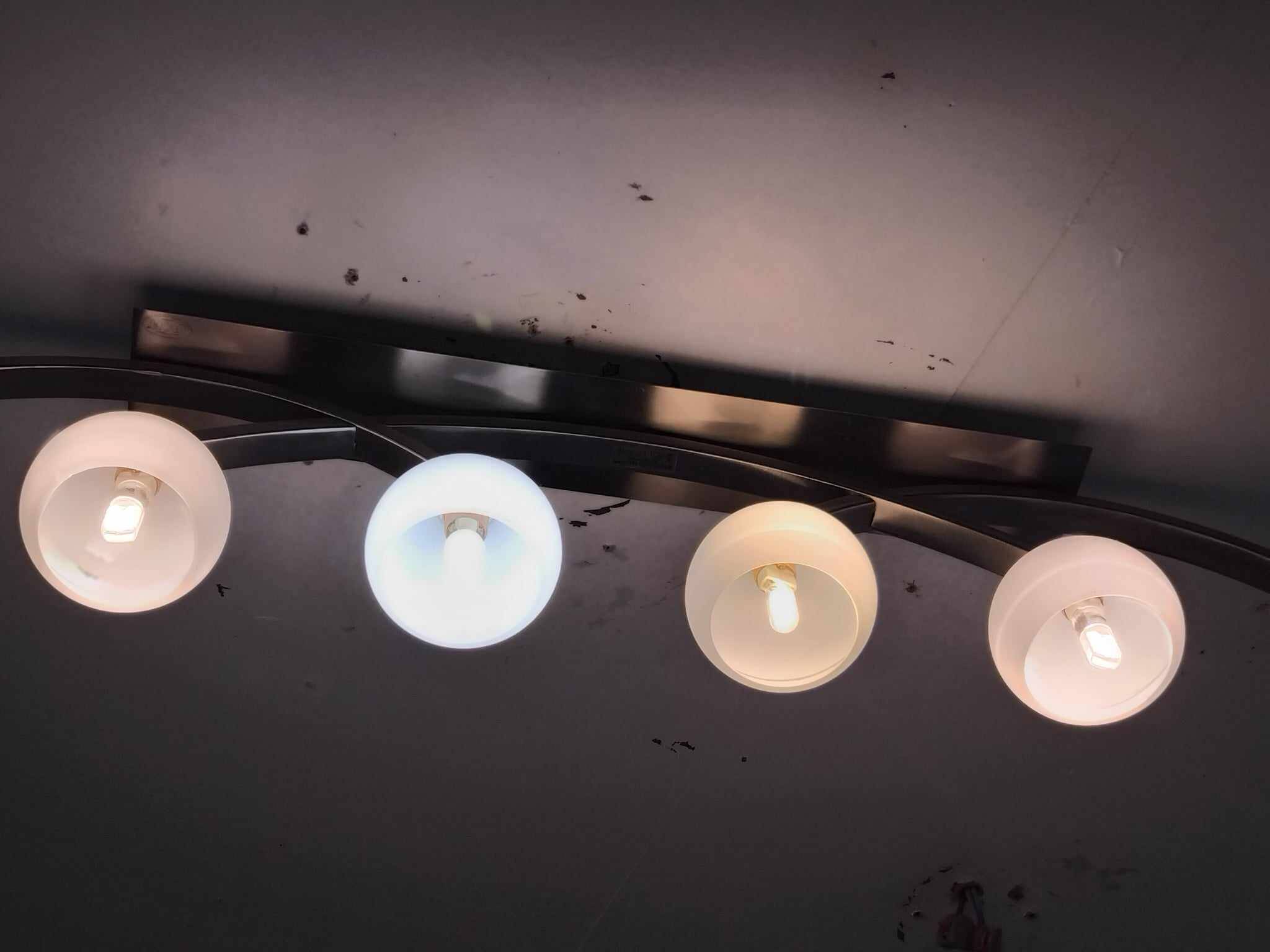 80s suspension model with 6 balls