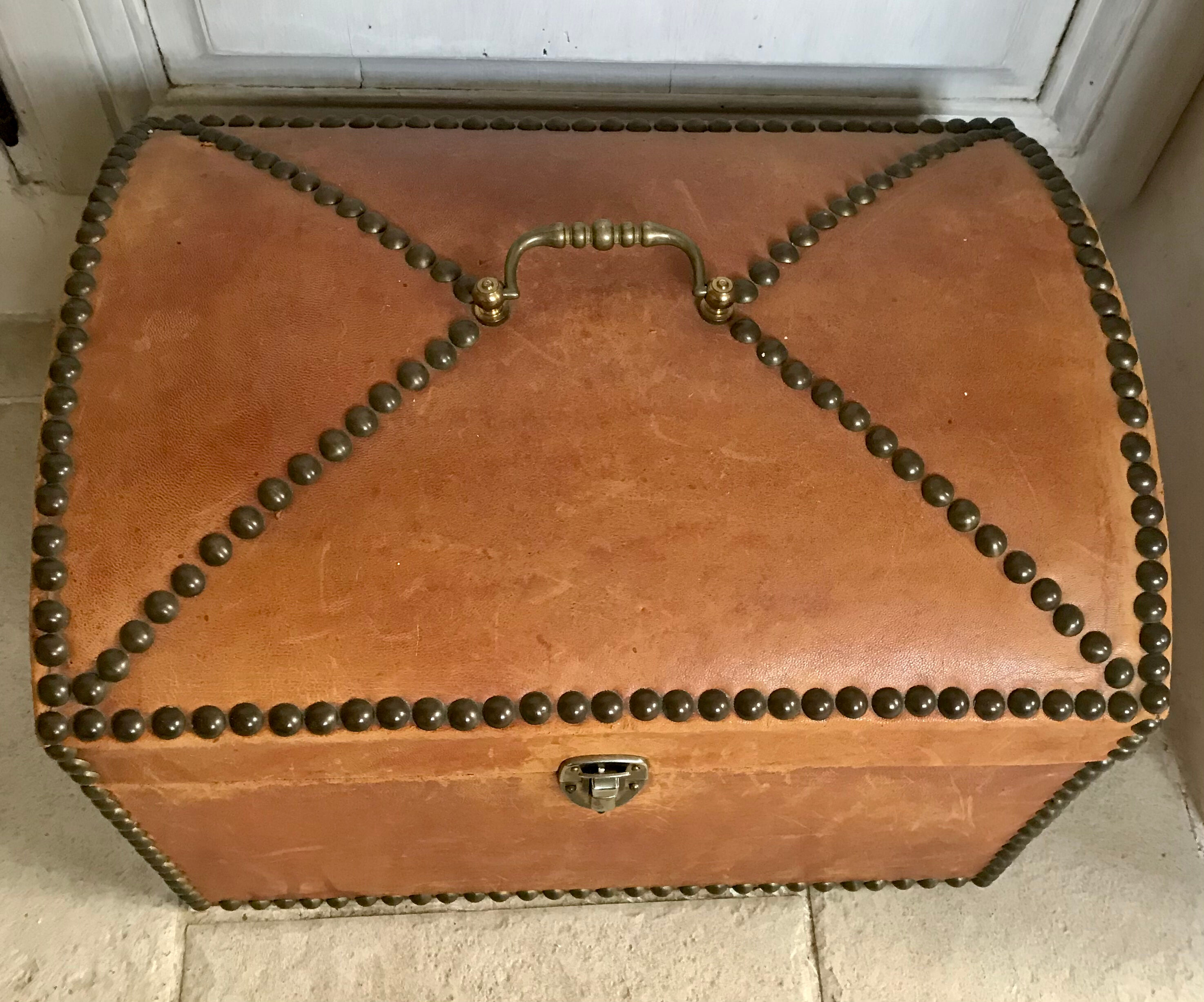 Leather box