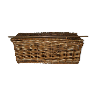 Vintage 60s wicker basket