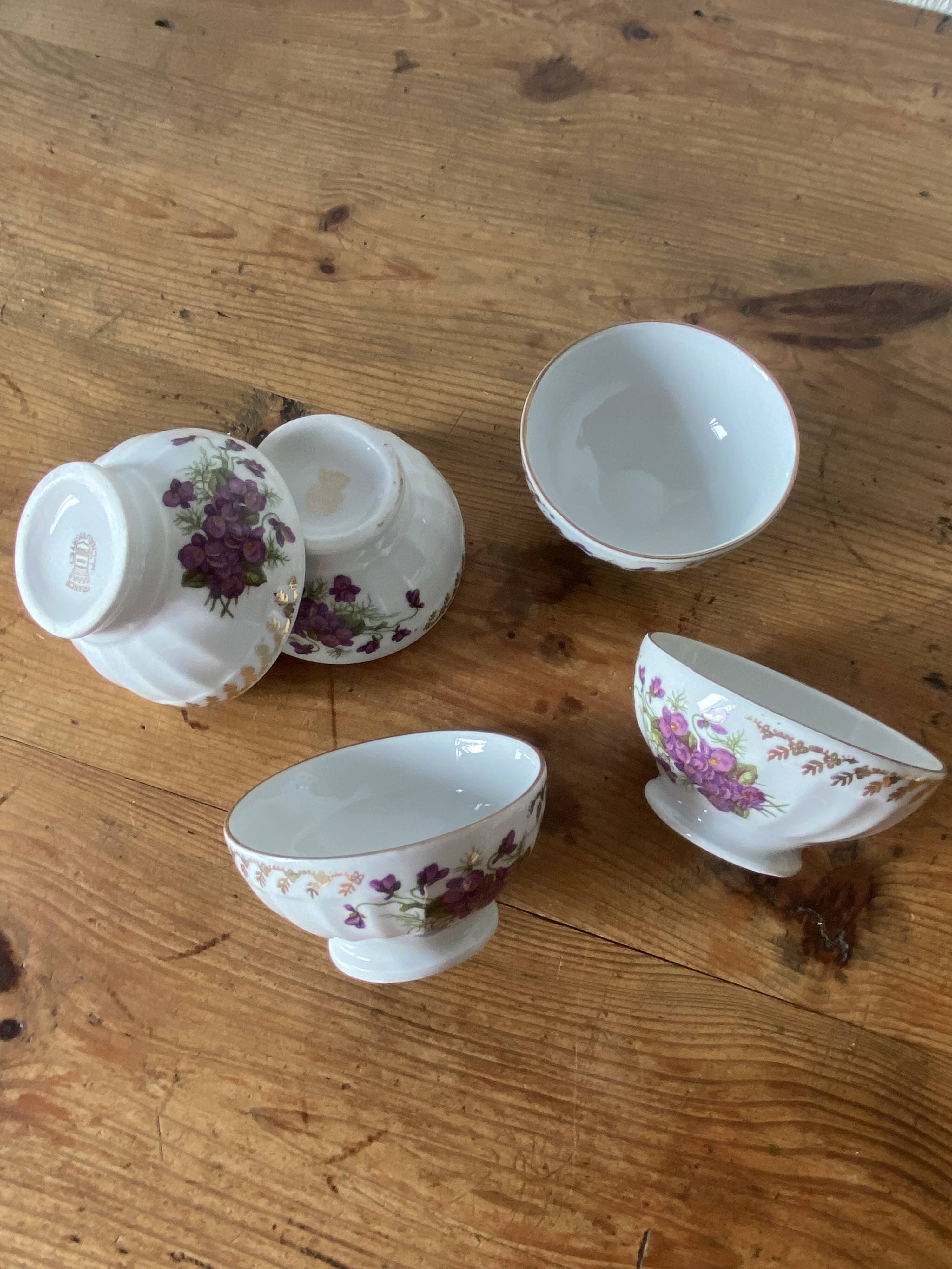 Set of 5 small porcelain coffee bowls, violet decor
