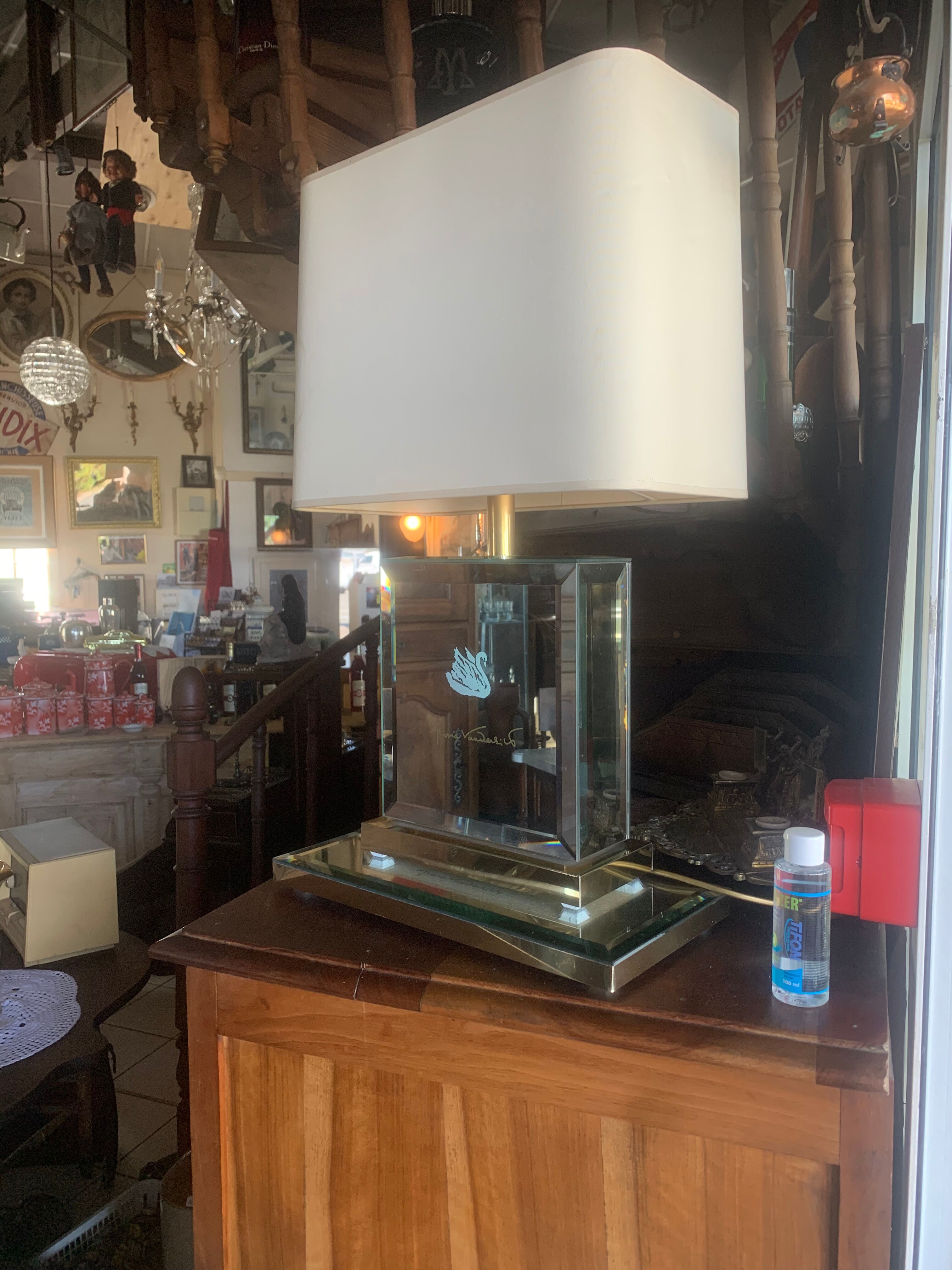 Gloria Vanderbilt lamp with bevelled mirror