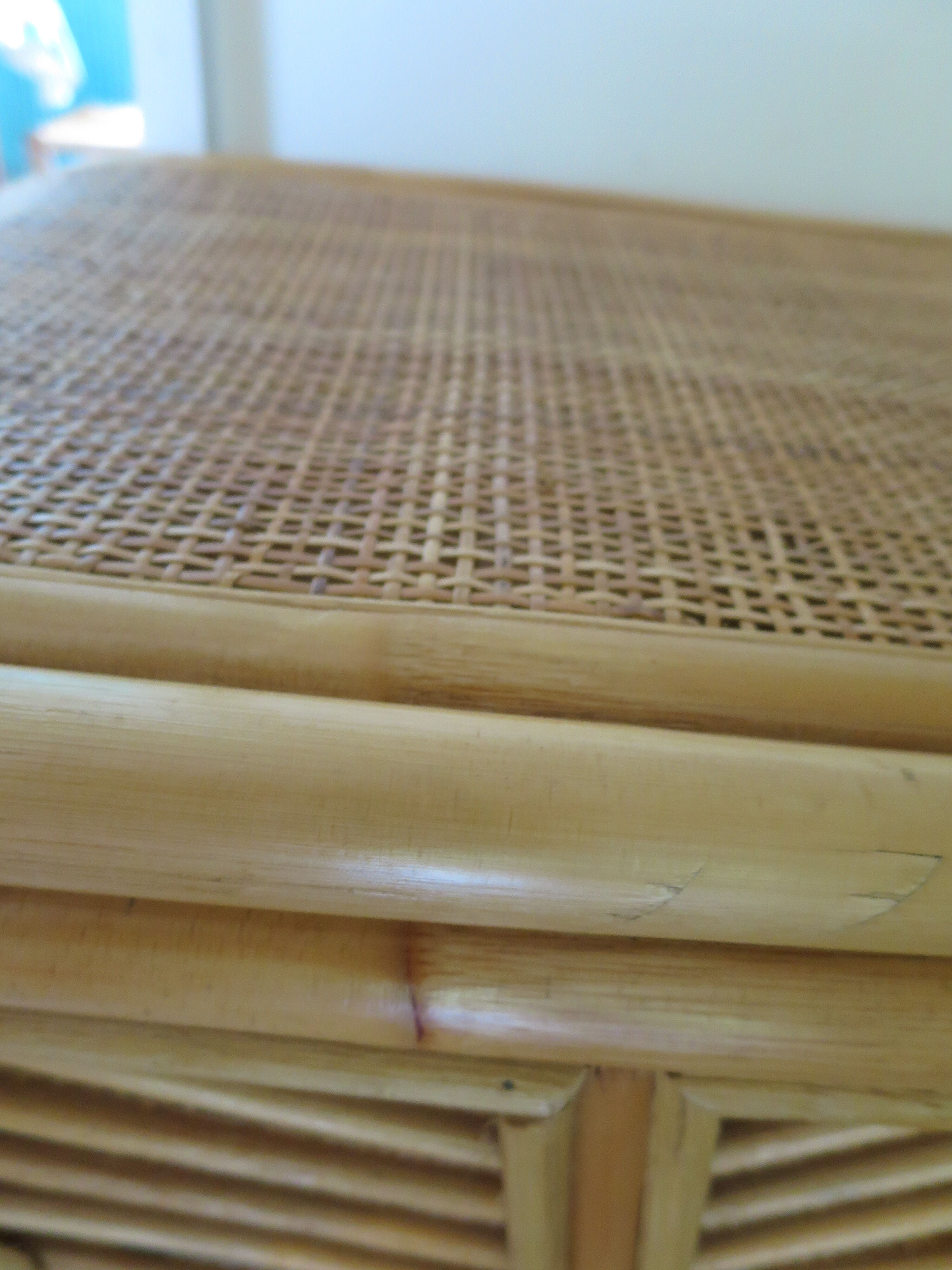 Buffet bas 2 portes -rotin tressé-bambou -cannage