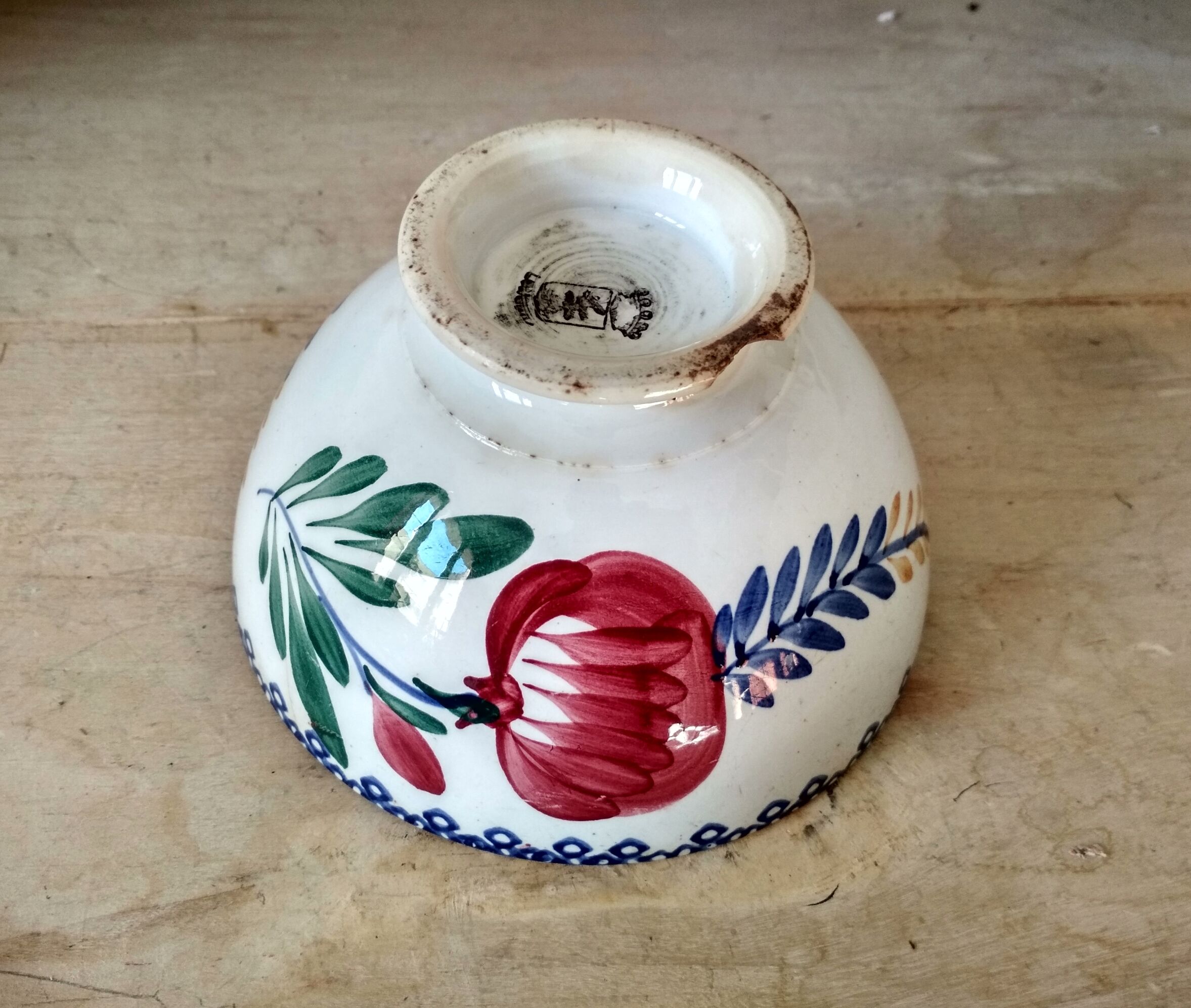 Bol ancien, faïence de Longwy