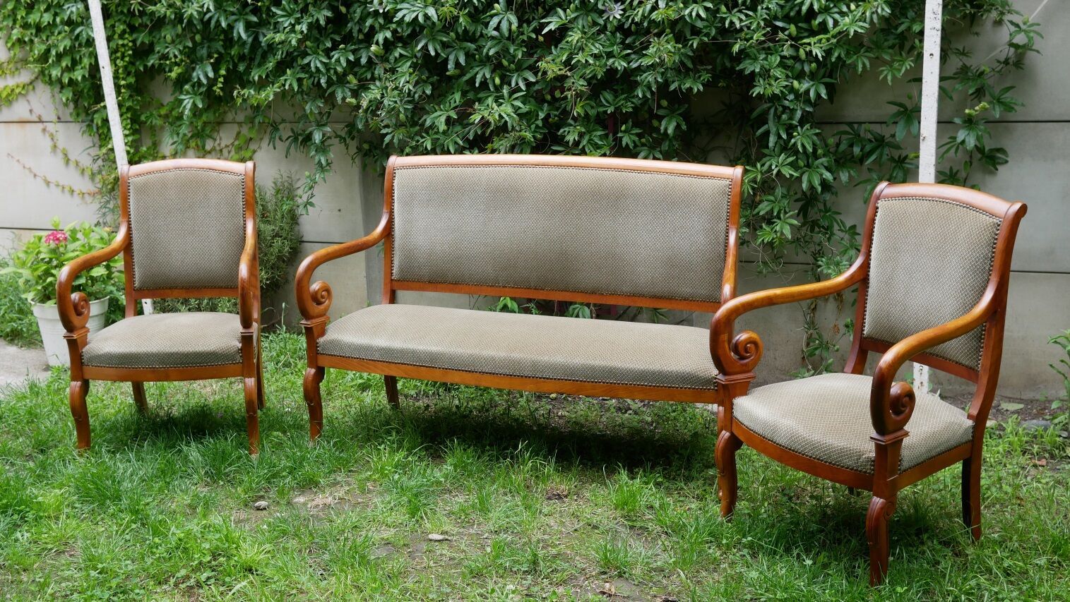 Sofa and 2 armchairs in wood and velvet with boudoirs empires