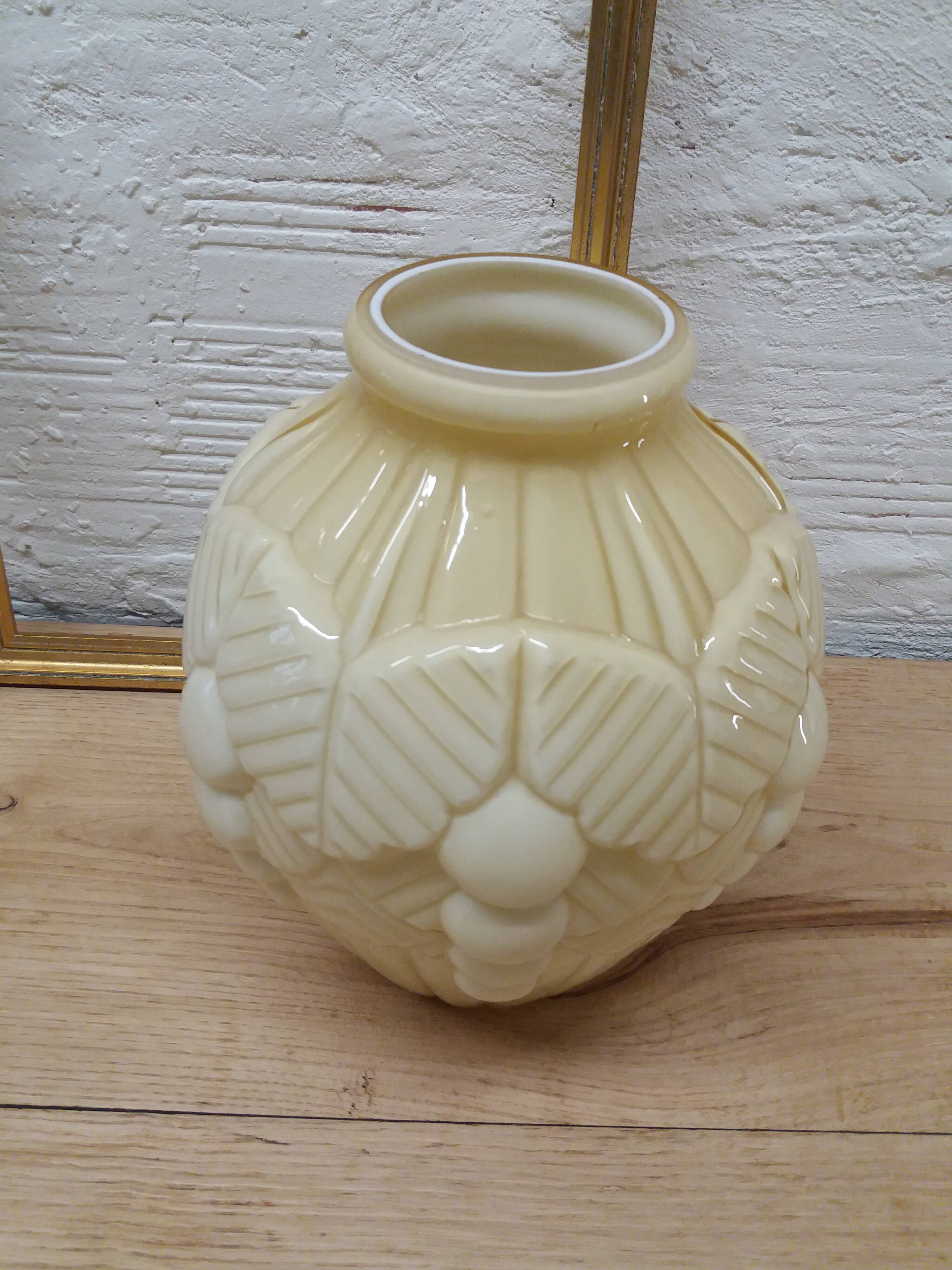 Opaline Art Deco Ivory Vase