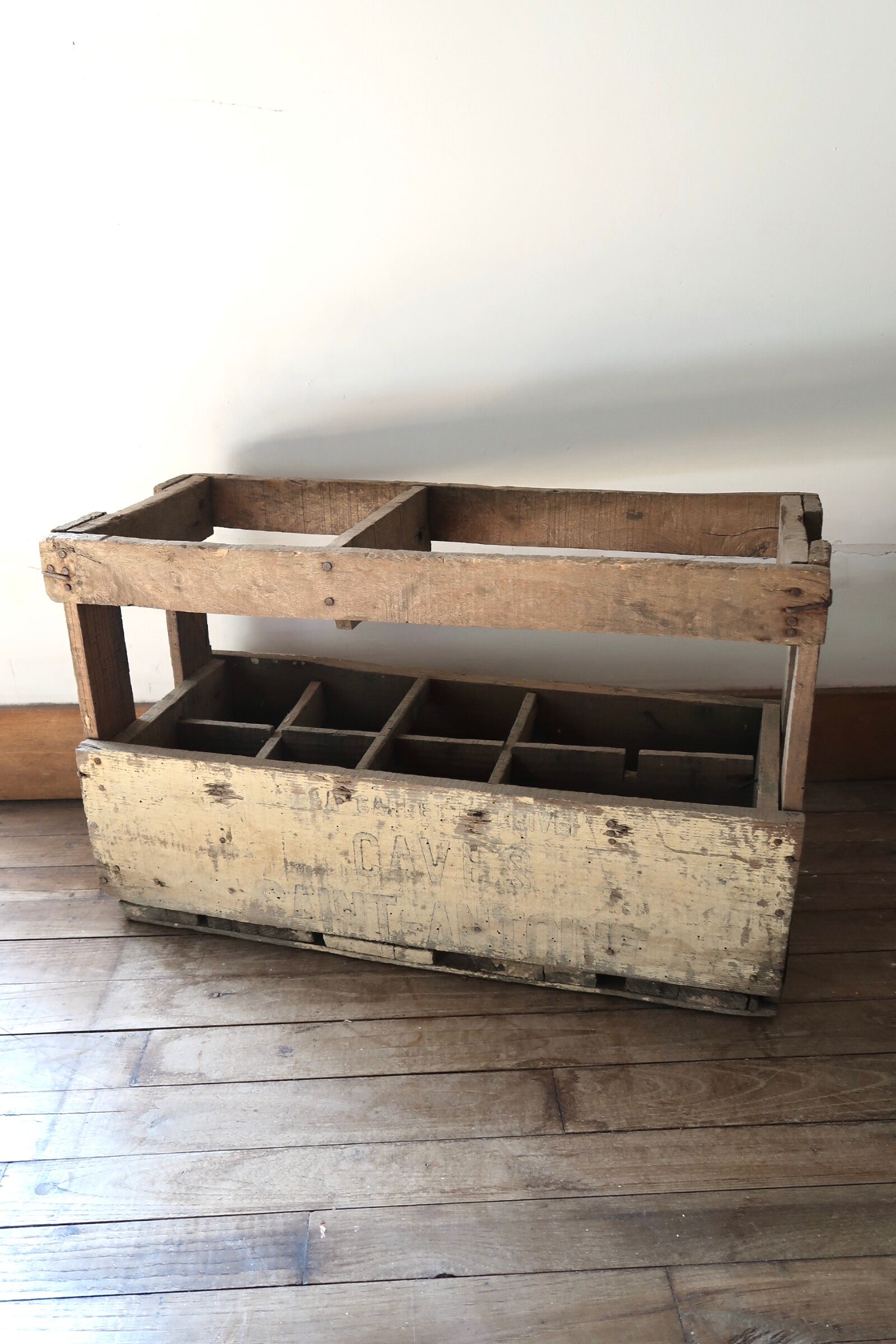 Wooden bottle locker box