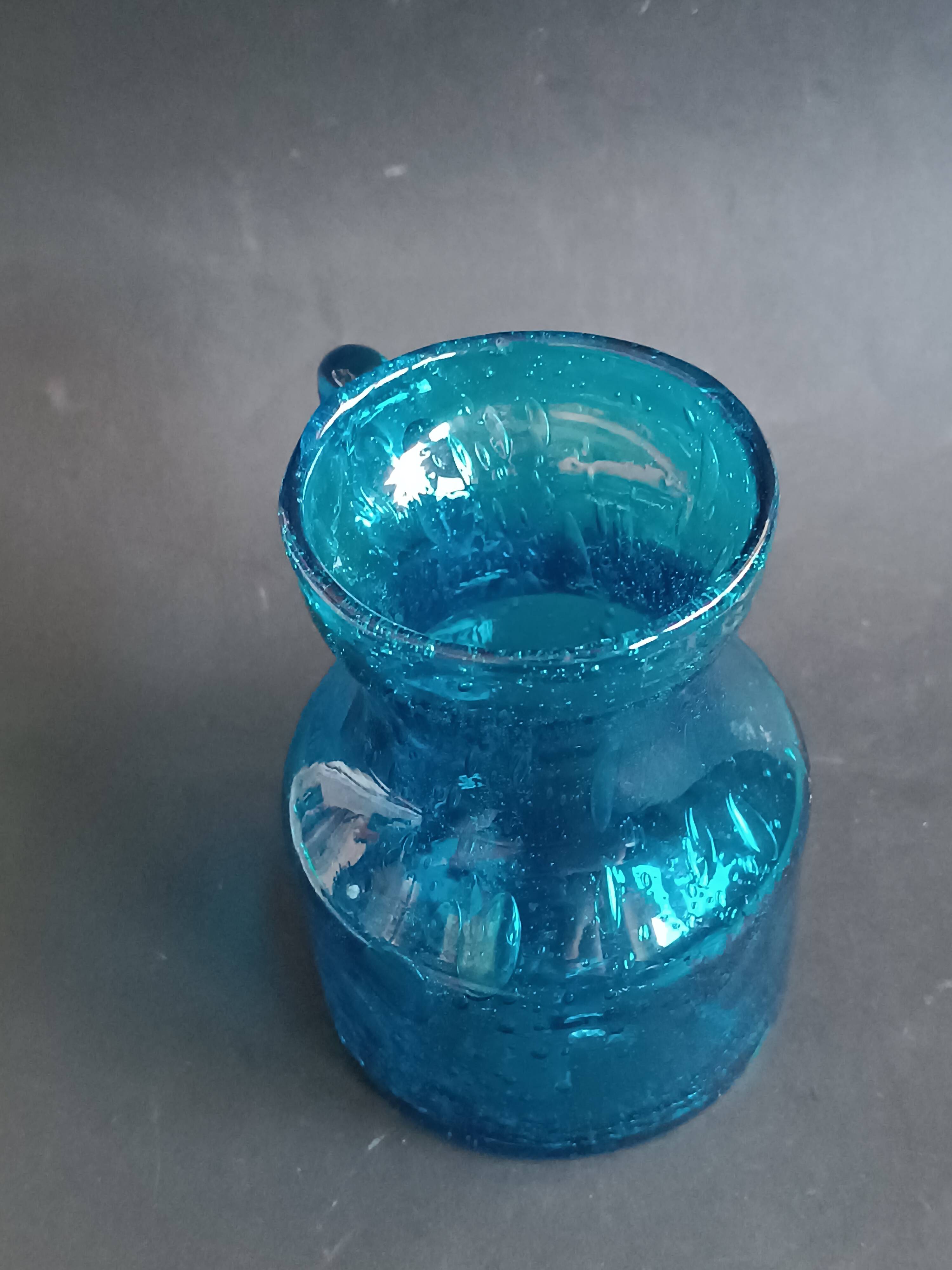 Blue bubbled glass vase Top Design Italy 1970