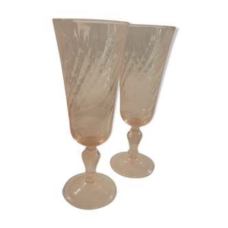 Pink champagne flutes